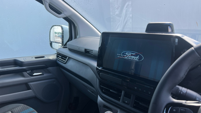 Ford Transit Custom 320 L1 Diesel Fwd 2.0 EcoBlue 150ps H1 Van Sport - Image 14